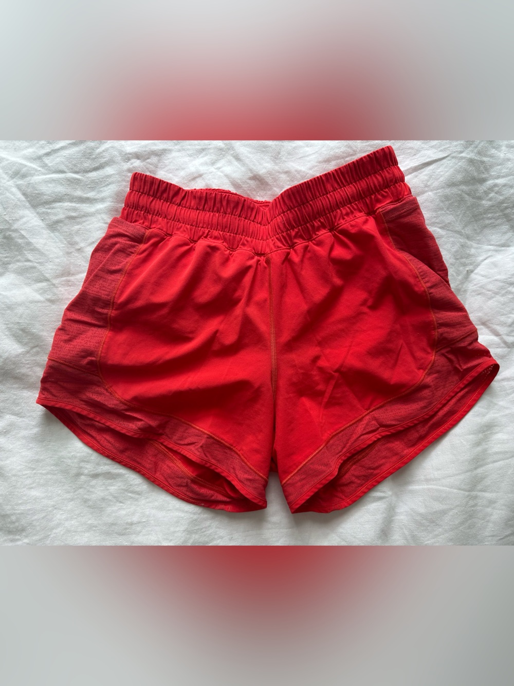 Lululemon Hotty Hot 4” shorts - lined